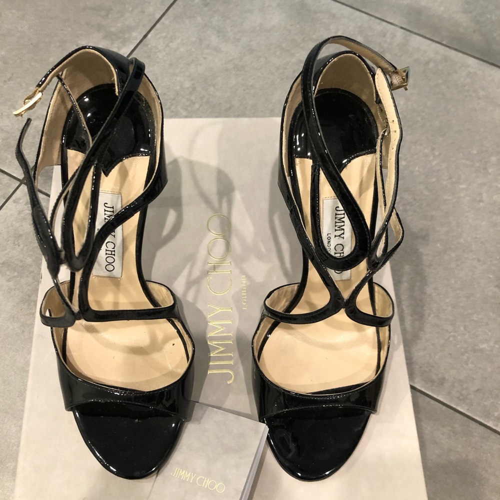 Very elegant and comfortable shoes, great condition
